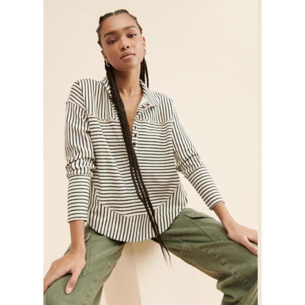 Pilcro by Anthropologie Spliced‎ Henley Top • Neutral • XS